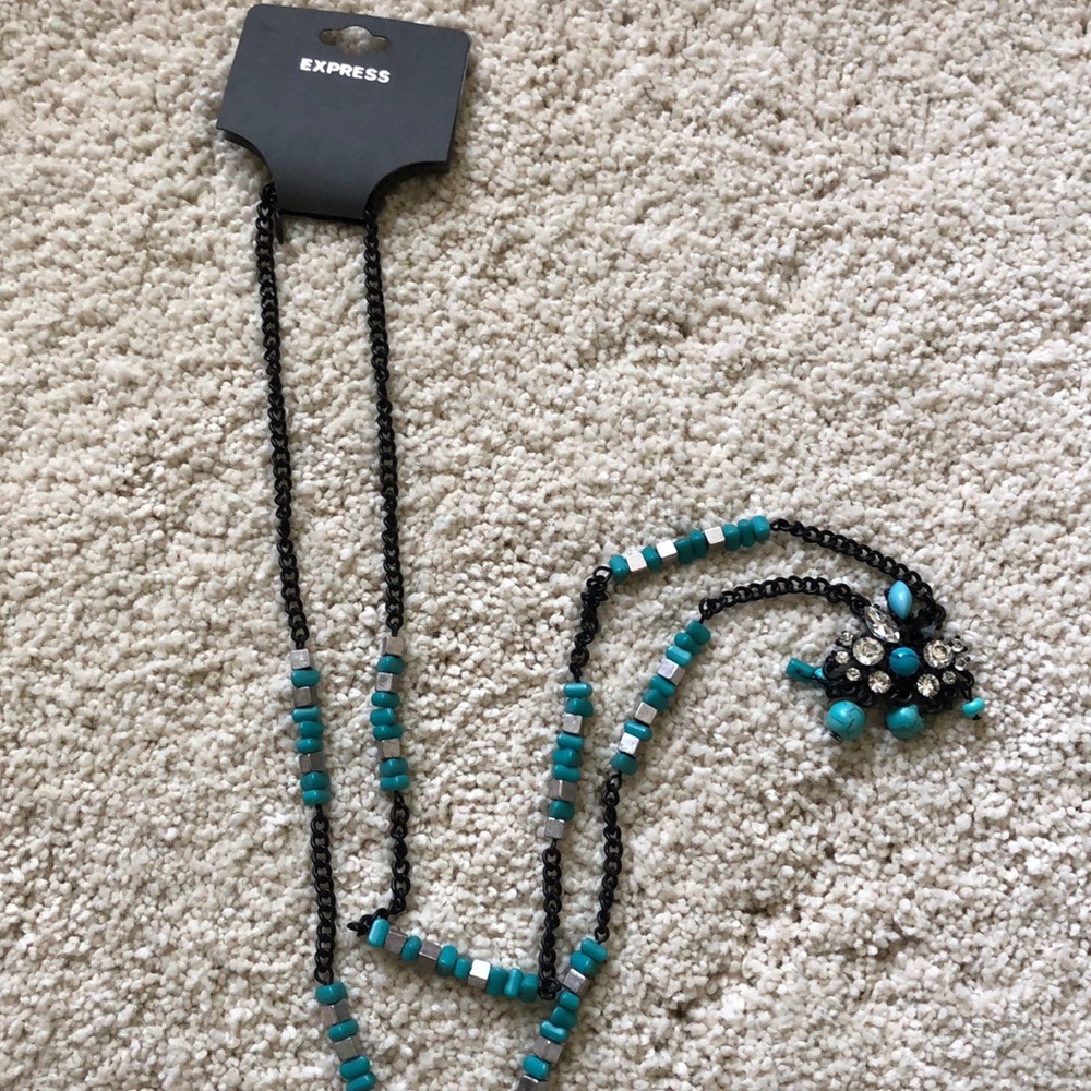 Express necklace